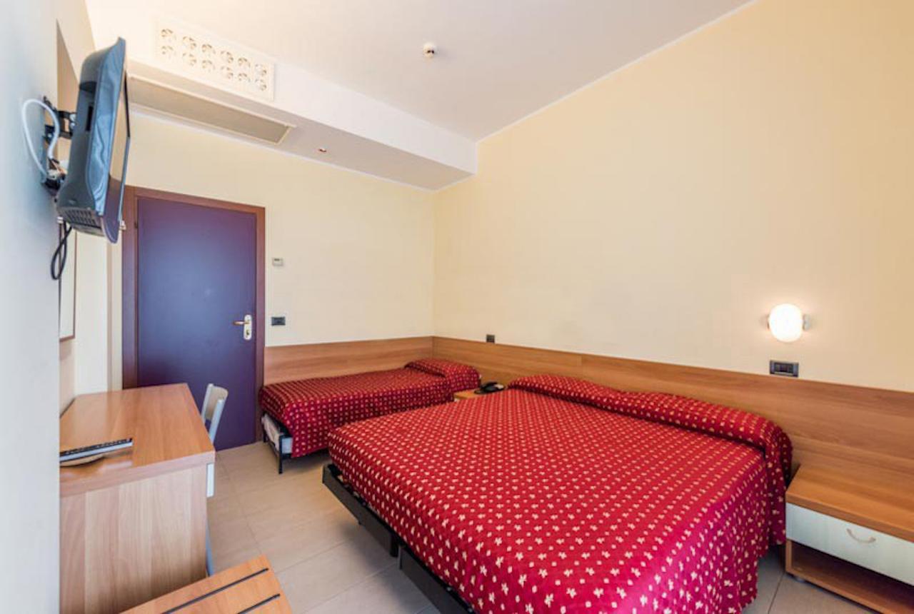 Hotel Flamingo Rimini Esterno foto