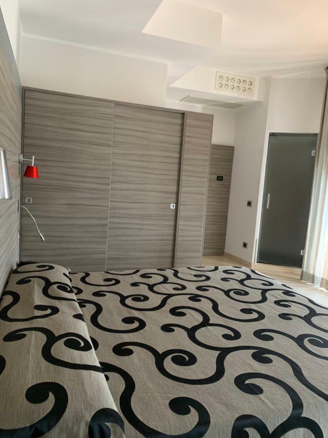 Hotel Flamingo Rimini Esterno foto