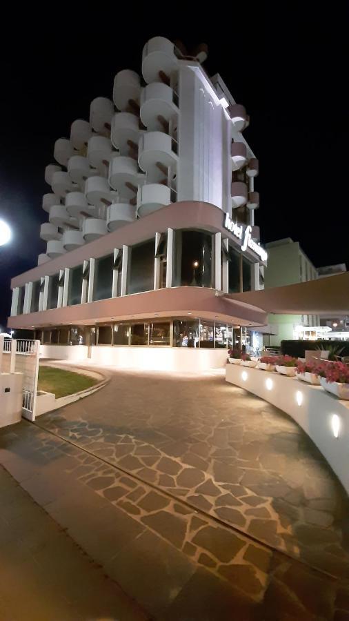 Hotel Flamingo Rimini Esterno foto